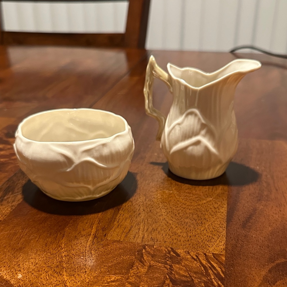 Elegant Cream Serveware Set